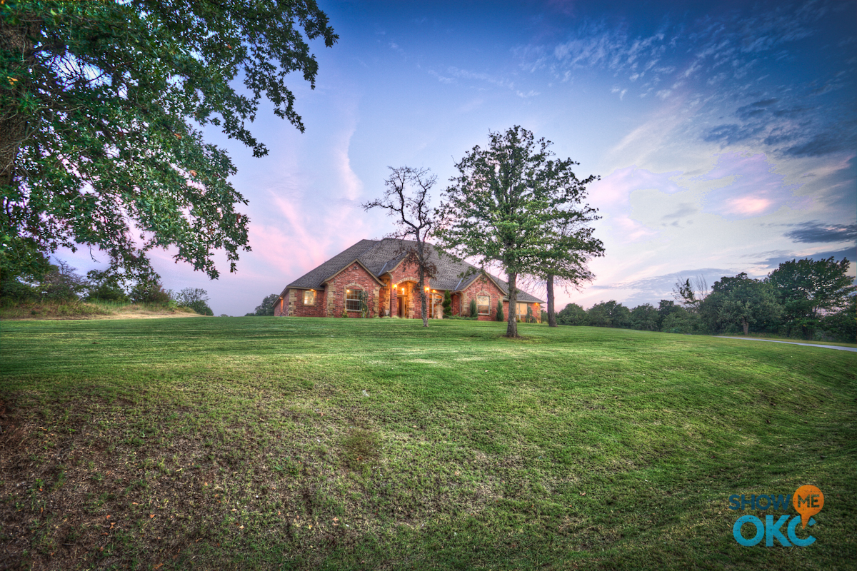 Large acreage home for sale in Oakdale Oakdale homes for sale